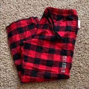 Men’s Gap Red and Black Plaid Pajama Pants